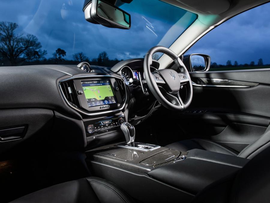  Maserati Ghibli 2013 года  (UK) (фото 11 из 13)